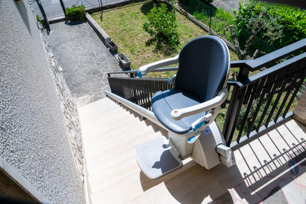 Montascale rettilineo per esterno